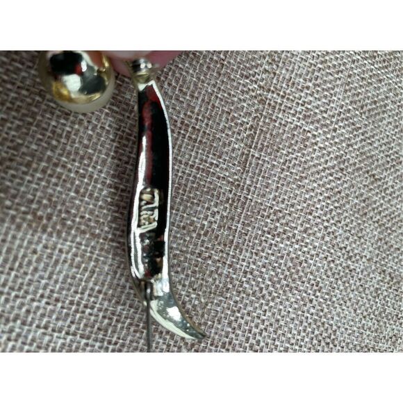 Vintage Bundle of 4 Broaches Pins Goldtone Stamped - Picture 11 of 12